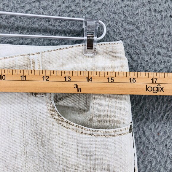 Chicos Jeans Women 0.5 US 6 White Washed Platinum Ultimate Fit Flare Leg Stretch - Picture 7 of 11